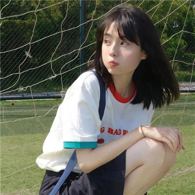 坡道上的红屋顶